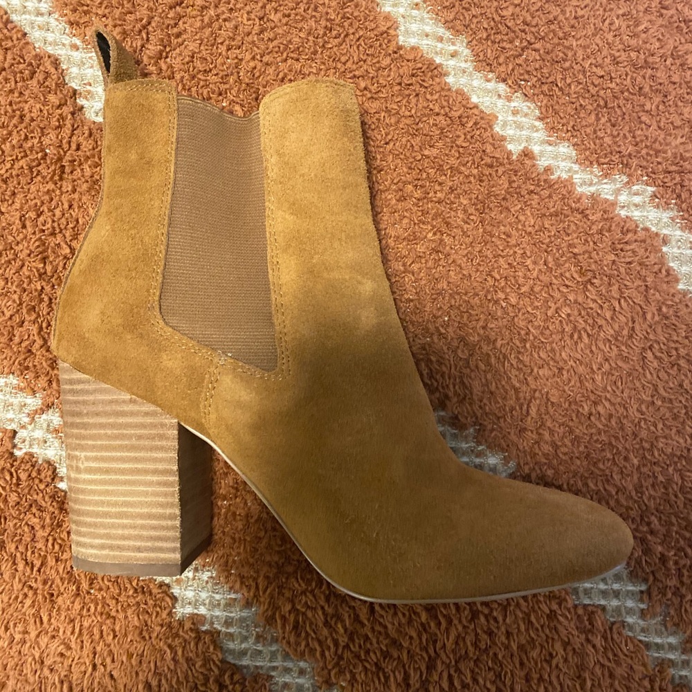 Steve Madden Brown Leather Booties